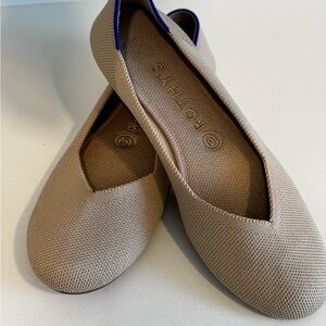 Rothy's Women's Ecru (beige) Everyday Flats with Blue Trim